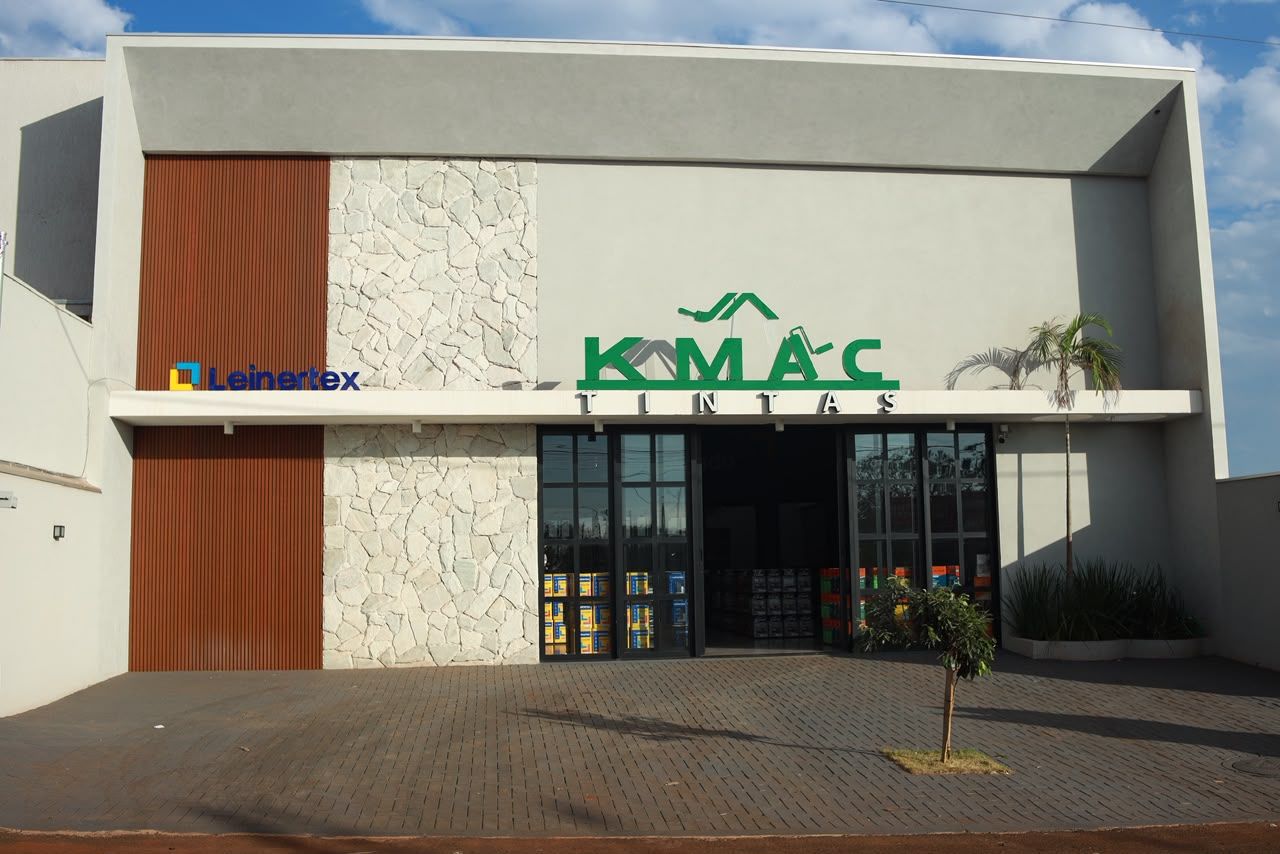 Fachada da loja KMAC Tintas em Rio Verde, GO